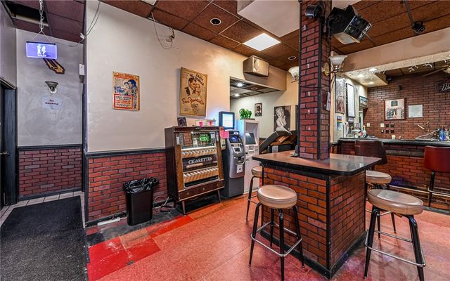 830-836 E Pittsburgh Mall, E Pittsburgh, PA 15112