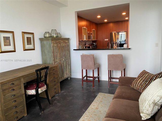 7901 Hispanola Ave 1212, North Bay Village, FL 33141