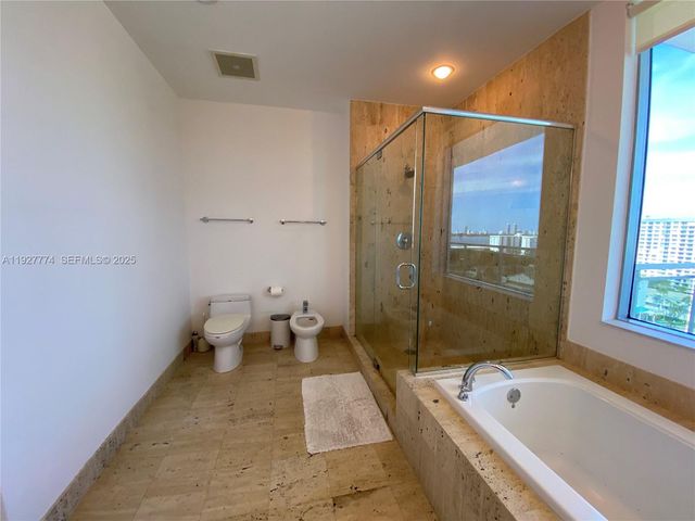 7901 Hispanola Ave 1212, North Bay Village, FL 33141