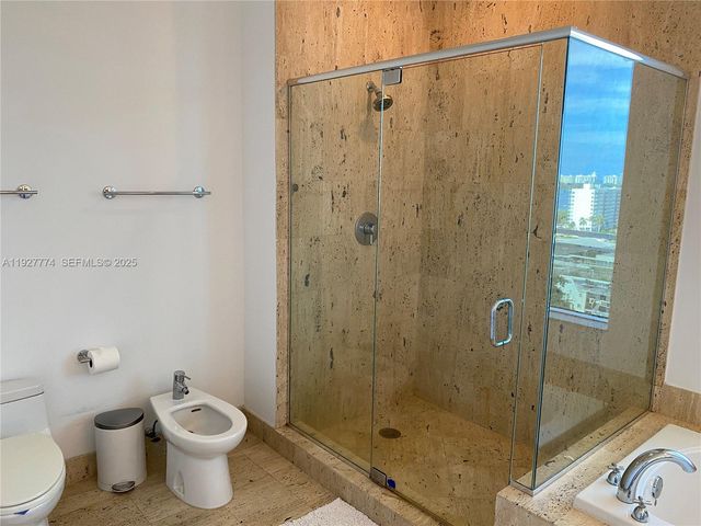 7901 Hispanola Ave 1212, North Bay Village, FL 33141