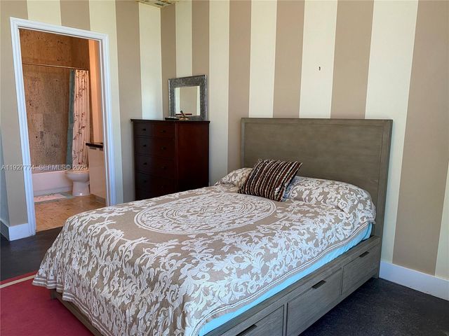 7901 Hispanola Ave 1212, North Bay Village, FL 33141