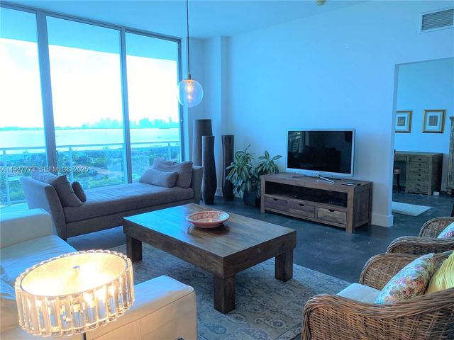 7901 Hispanola Ave 1212, North Bay Village, FL 33141