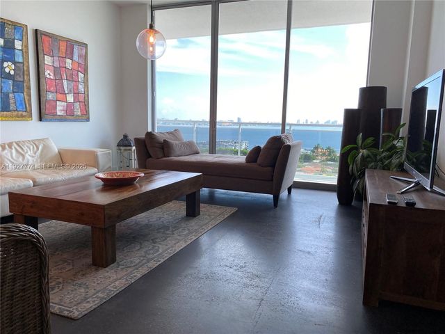 7901 Hispanola Ave 1212, North Bay Village, FL 33141