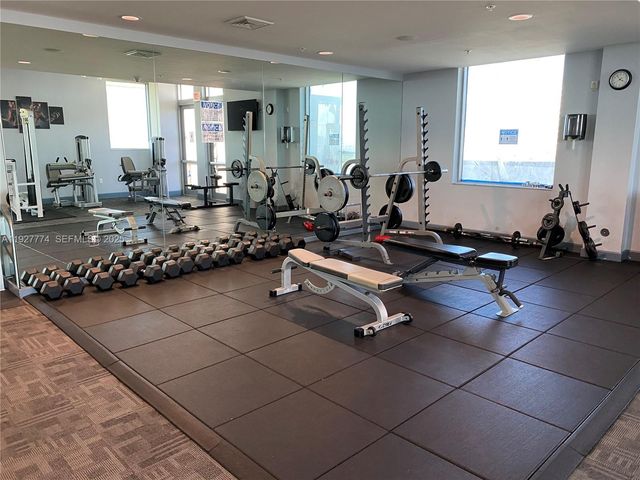 7901 Hispanola Ave 1212, North Bay Village, FL 33141