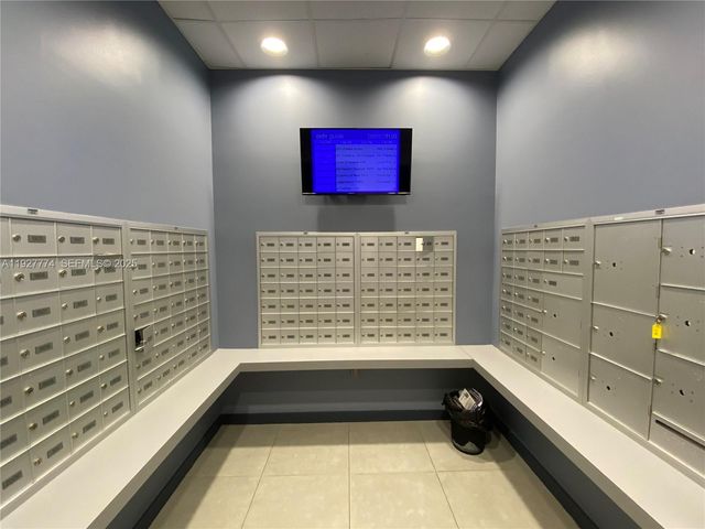 7901 Hispanola Ave 1212, North Bay Village, FL 33141