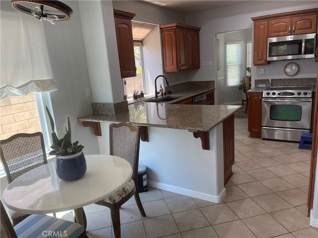 40416 Via Estrada, Murrieta, CA 92562