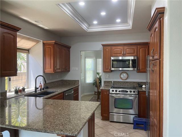 40416 Via Estrada, Murrieta, CA 92562