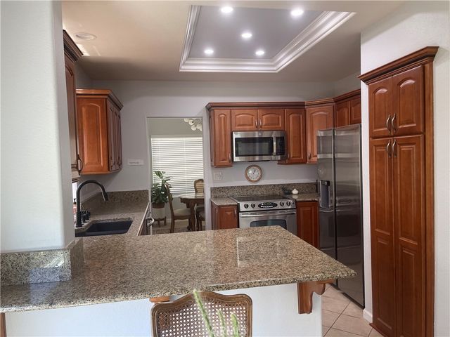 40416 Via Estrada, Murrieta, CA 92562