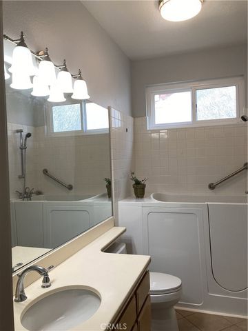 40416 Via Estrada, Murrieta, CA 92562