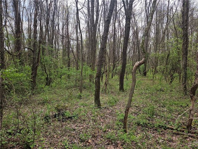 6079 William Penn Hwy, Export, PA 15632