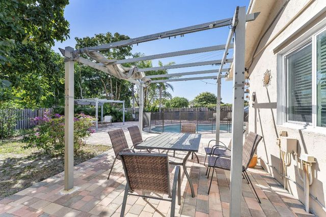 1289 Anhinga Drive, Wellington, FL 33414