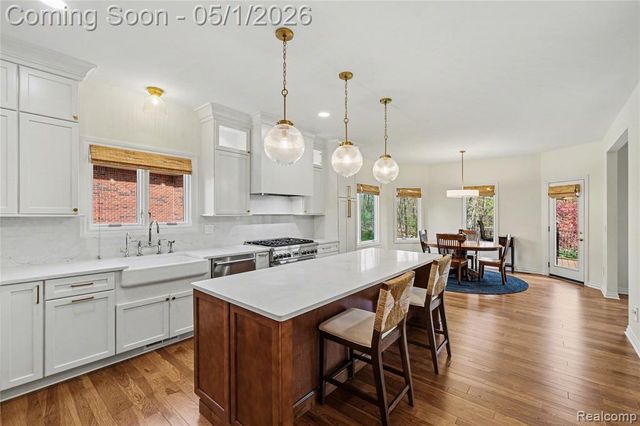 3650 Honors Way, Howell, MI 48843