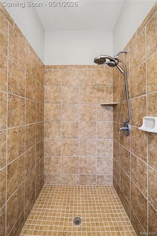 3650 Honors Way, Howell, MI 48843