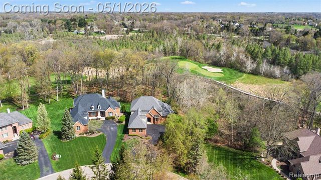 3650 Honors Way, Howell, MI 48843