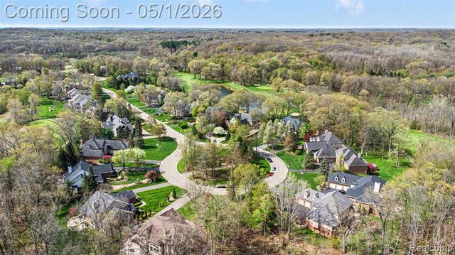3650 Honors Way, Howell, MI 48843