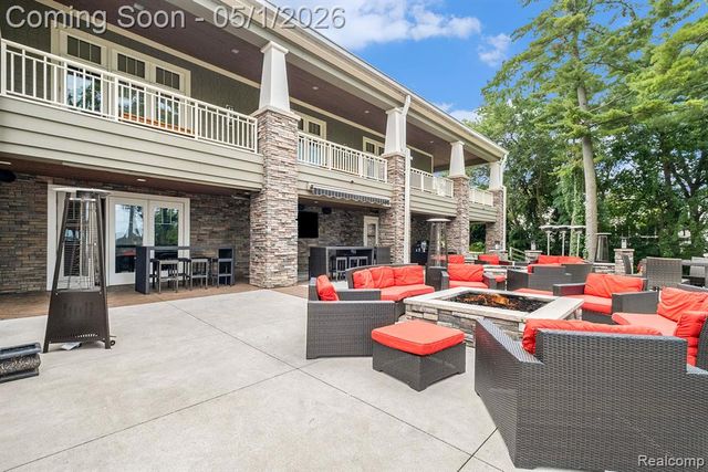 3650 Honors Way, Howell, MI 48843