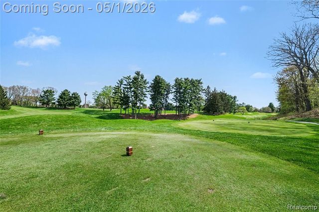 3650 Honors Way, Howell, MI 48843