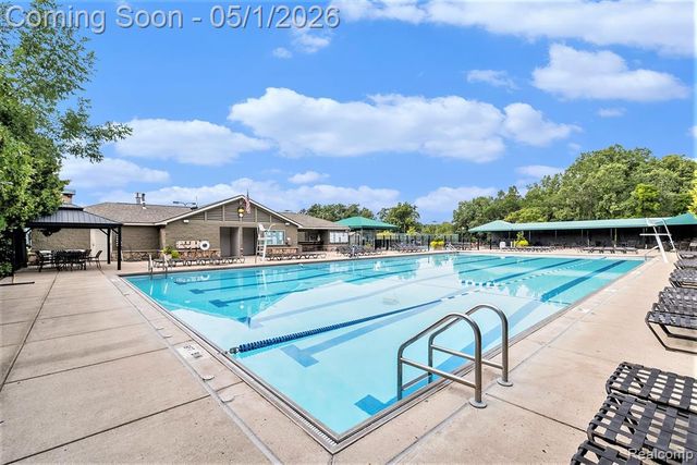3650 Honors Way, Howell, MI 48843