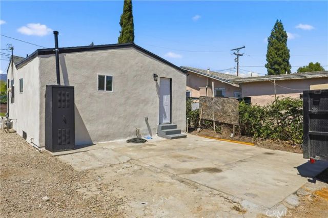 1271 W 13th, San Bernardino, CA 92411