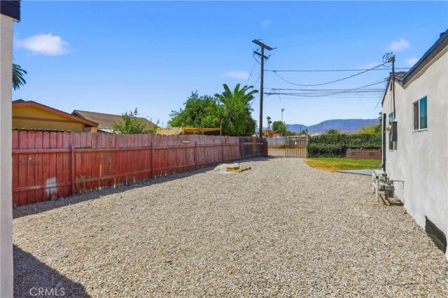 1271 W 13th, San Bernardino, CA 92411