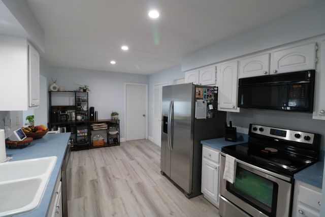 9410 NW 81st Court, Tamarac, FL 33321