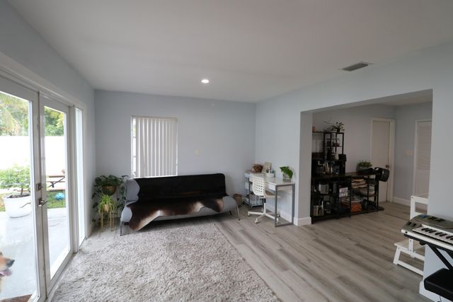9410 NW 81st Court, Tamarac, FL 33321