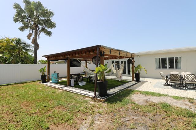 9410 NW 81st Court, Tamarac, FL 33321