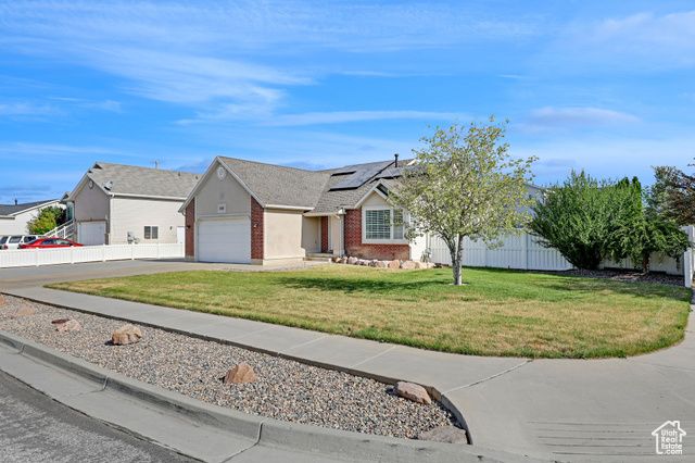 3958 W 1085 S, Syracuse, UT 84075
