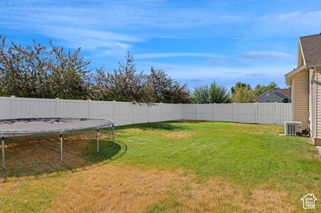 3958 W 1085 S, Syracuse, UT 84075