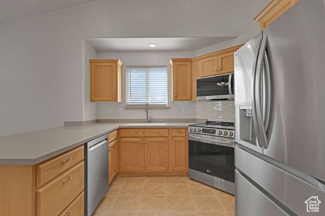 3958 W 1085 S, Syracuse, UT 84075