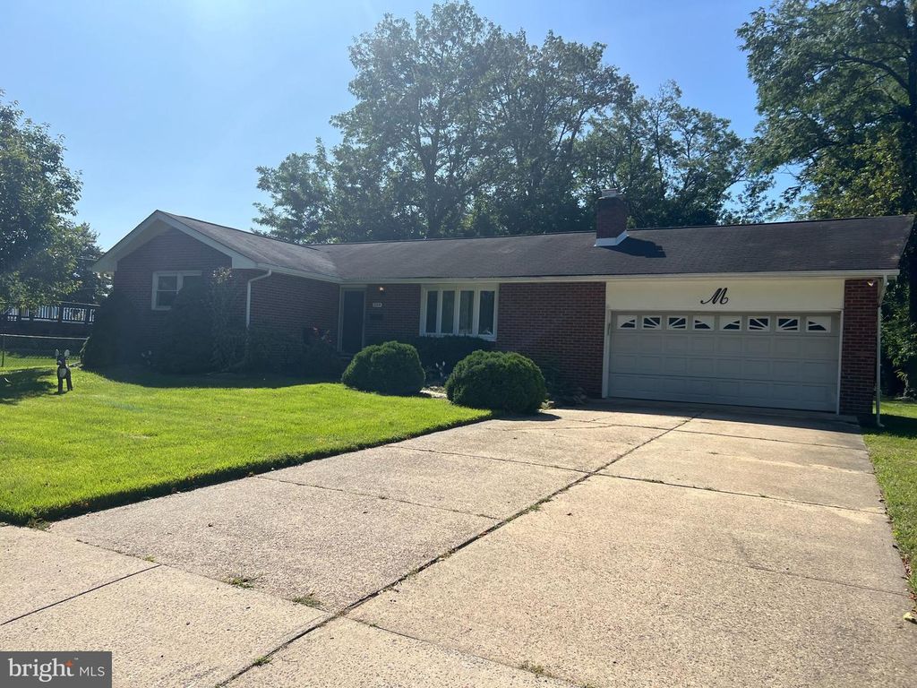 225 HAUSER AVE, HAMILTON, NJ 08620 — photo 2