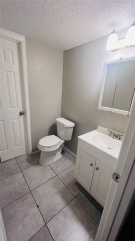 5408 Parkview Drive, Haltom City, TX 76148