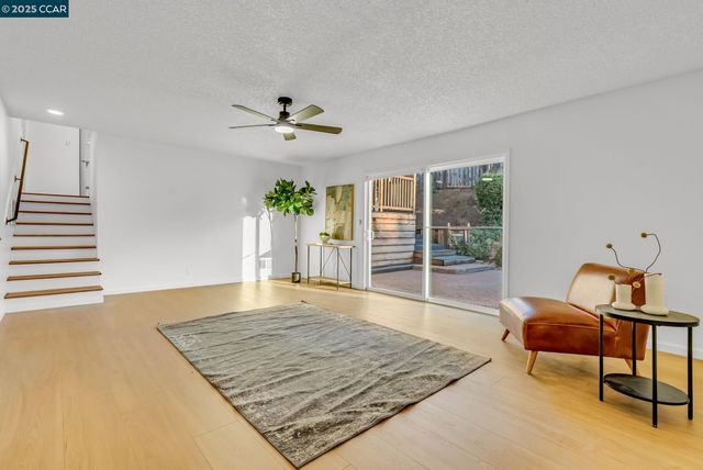 20 Mt Tamalpais Pl, Clayton, CA 94517