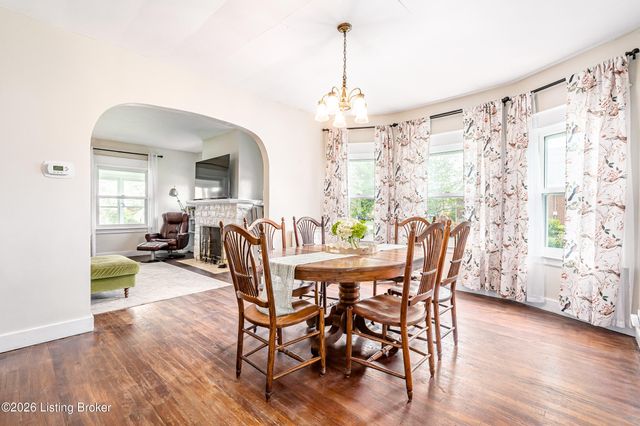 852 Linwood Ave, Louisville, KY 40217