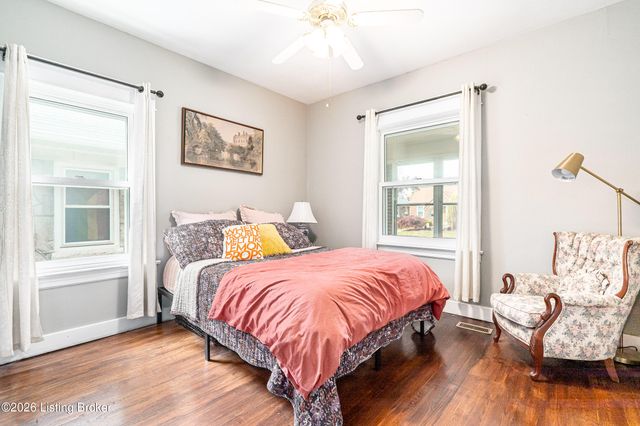 852 Linwood Ave, Louisville, KY 40217
