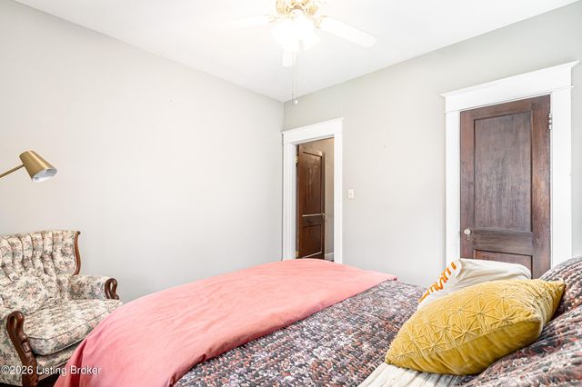 852 Linwood Ave, Louisville, KY 40217