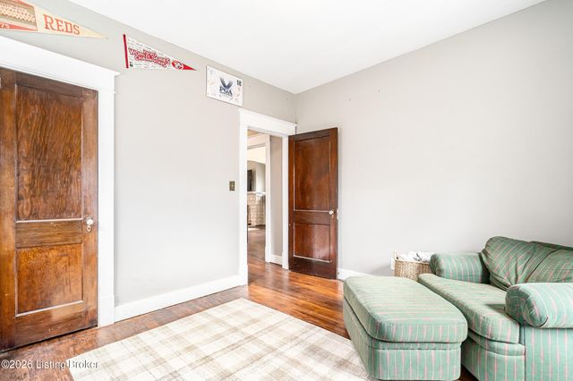 852 Linwood Ave, Louisville, KY 40217