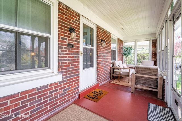852 Linwood Ave, Louisville, KY 40217
