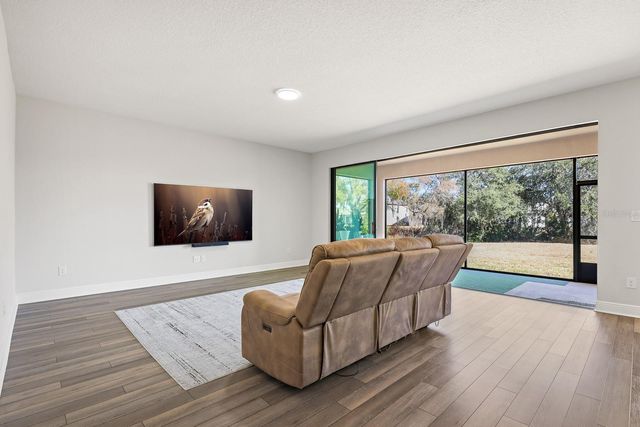 14671 HORSE TROT ROAD, Lithia, FL 33547