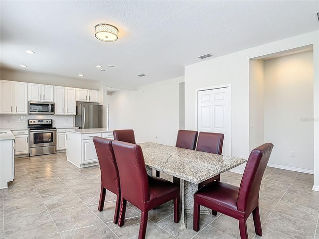 1813 CASTLETON DR, St Cloud, FL 34771