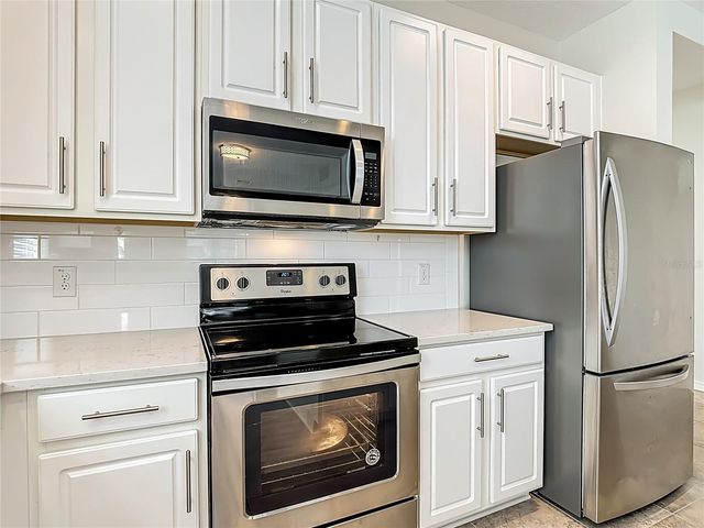 1813 CASTLETON DR, St Cloud, FL 34771