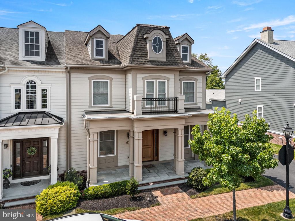 1839 WINDFLOWER LN, Yardley, PA 19067