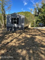 299 Haney Hollow Rd, Clinton, TN 37716
