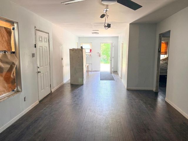 102 Elmfield Street, Houston, TX 77047