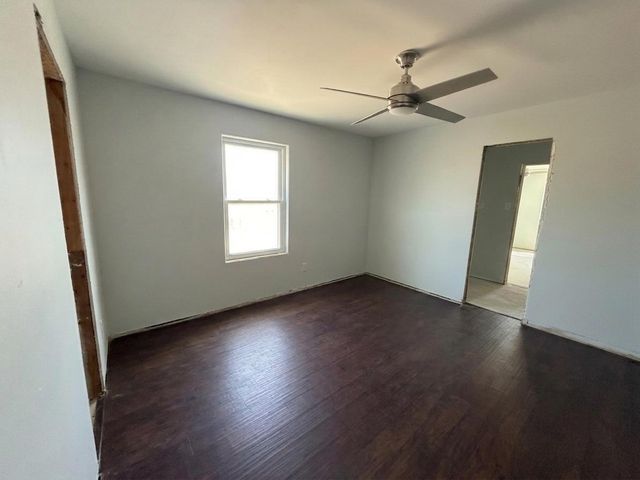 102 Elmfield Street, Houston, TX 77047