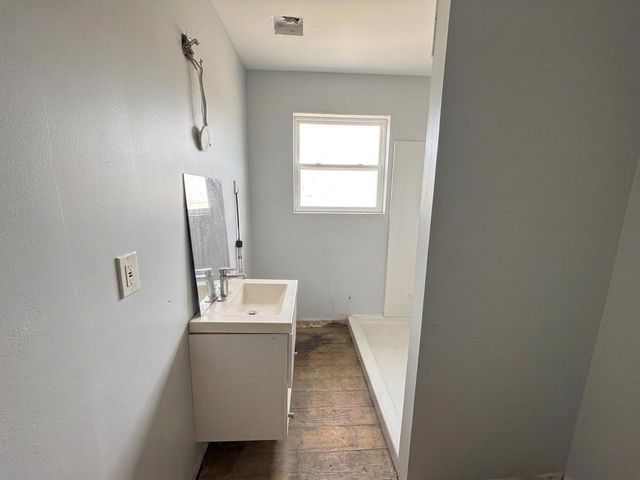 102 Elmfield Street, Houston, TX 77047