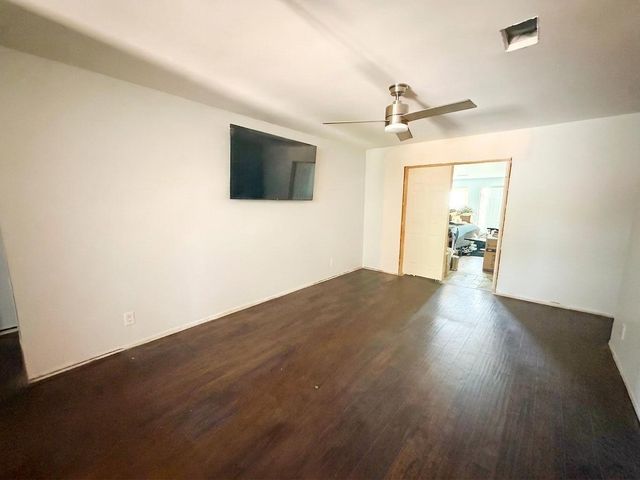 102 Elmfield Street, Houston, TX 77047