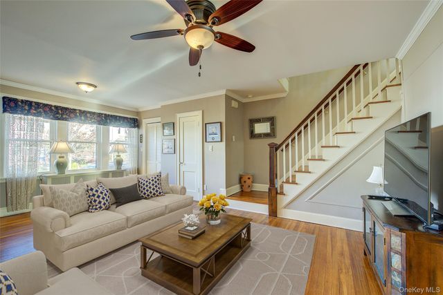 67-118 Dartmouth Street, Forest Hills, NY 11375