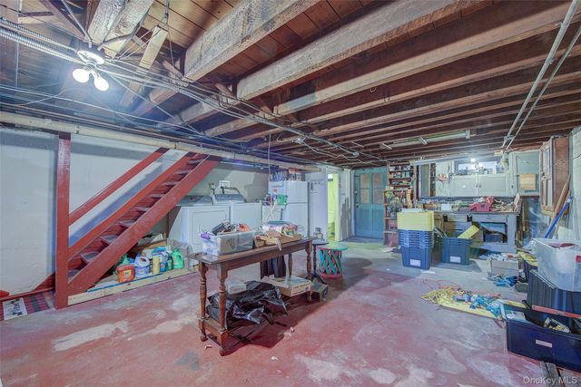 67-118 Dartmouth Street, Forest Hills, NY 11375