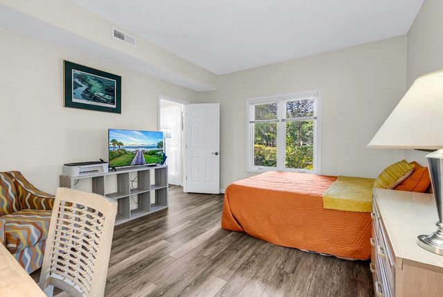 1221 Tidewater Dr Apt 2012, North Myrtle Beach, SC 29582